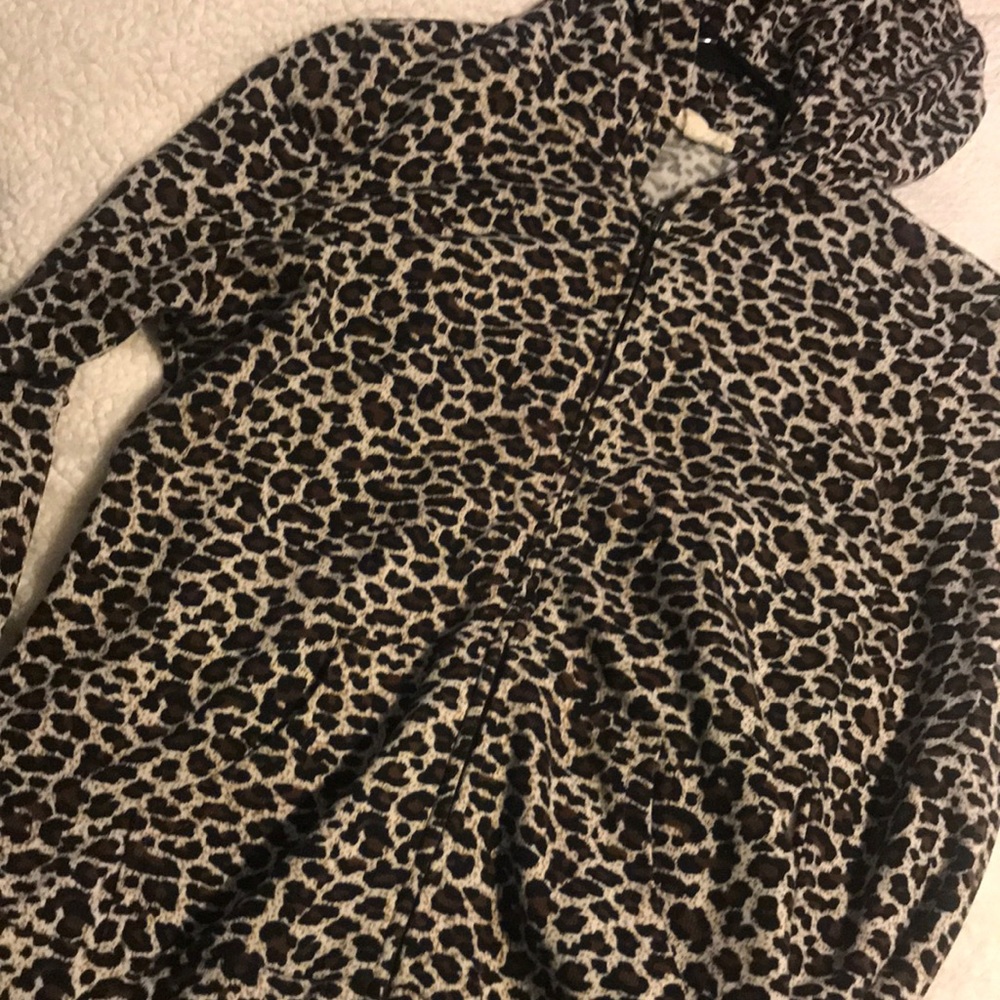 Cheetah sweater